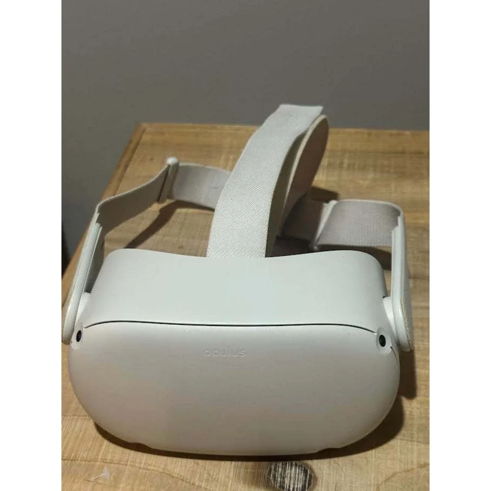 Oculus Quest 2 VR Headset White Replacement Unit Only No Controllers